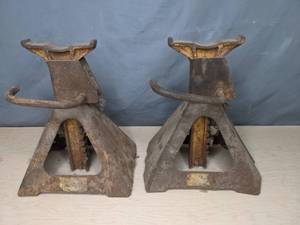 lot 171 image: Pair of Vintage NAPA Jack Stand 91-505 Q