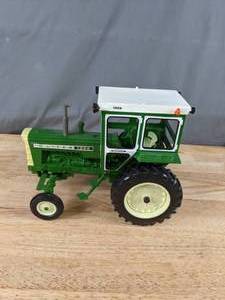 lot 226 image: Vintage White Oliver 1655 with Hiniker Cab Toy Tractor Die Cast Model Q