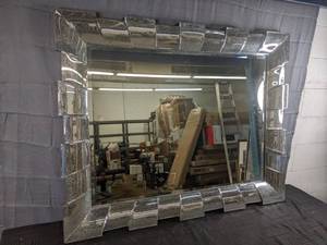 lot 39A image: Howard Elliot Collection Decorative Wall Mirror, 50.5 x 41 R
