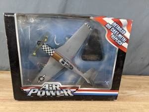 lot 276 image: Air Power Detailed Die Cast Metal Replica of a P51 Mustang Q