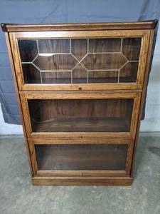 lot 41A image: Vintage 3-Shelf Bookcase with Pull Down Glass Doors R