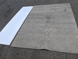 lot 382 image: Neutral Carpet and Padding R