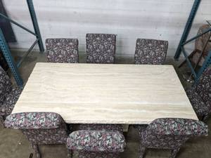lot 1 image: Gorgeous 9-Piece Rectangle Pedestal Table with Armless Floral Print Chairs R