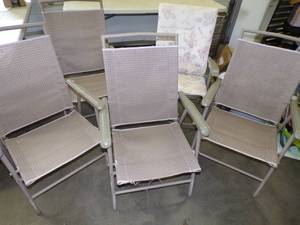 5 Outdoor Chairs