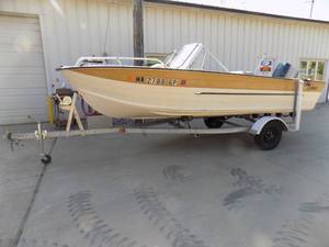 1978 Sylvan Boat 75 Evinrude & 1980 EZ Loader Trailer
