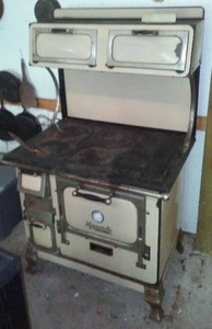 Monarch Wood Burning Stove � Great Shape & Complete