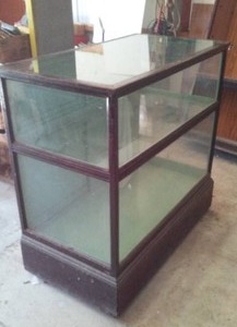 Vintage Retail Glass Display - Very Nice.
