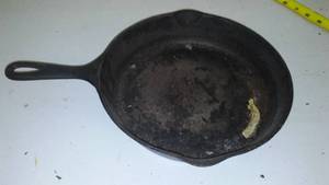 Cast Skillet Fry Pan 10.5 In. Wagner
