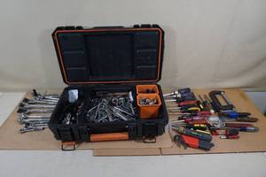 lot 19 image: Ridgid Tool Box with Tools - Craftsman Ratchets