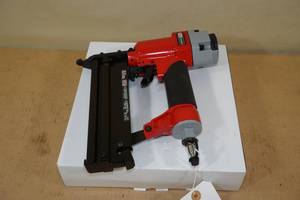lot 20 image: NEW Fini Advanced 18 Ga Air Brad Nailer and Stapler