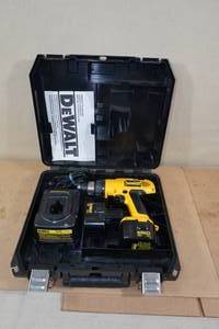 lot 22 image: DeWalt 12V Cordless Drill with Case