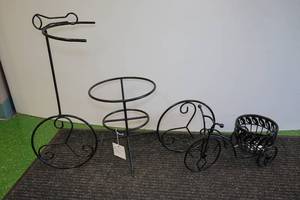 lot 67 image: Bicycle Garden Plant Stands