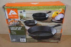 lot 97 image: Ozark Trail 3 Piece Cast Iron Skillet Set