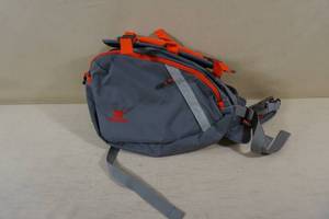 lot 151 image: Mountainsmith K9 Pack - Large