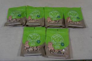 lot 157 image: Buddy Softies Dog Treats