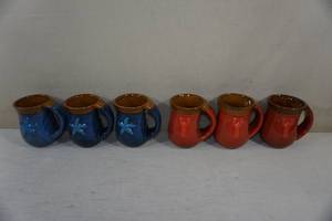 lot 167 image: Cape Shore Starfish and Lobster Stoneware Handwarmer Mugs