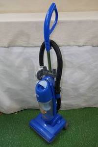 lot 177 image: Dirt Devil Vibe Bagless HEPA Filter Vacuum