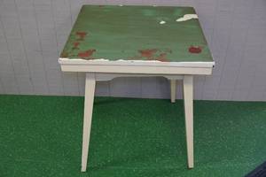 lot 197 image: Vintage Swivel Top Table Project