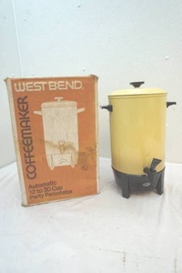 lot 32 image: West Bend coffee maker