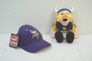 lot 36 image: MN Vikings items