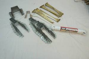 lot 46 image: shelving brackets, truss brackets and clothesline wire