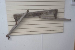 lot 81 image: antique double tree