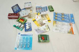 lot 150 image: light bulbs