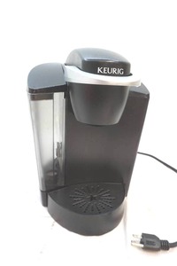 lot 161 image: very clean Keurig coffee maker