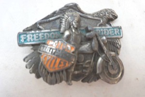 lot 173 image: collective 1993 Baron-Harley Davidson cast pewter authentic belt buckle