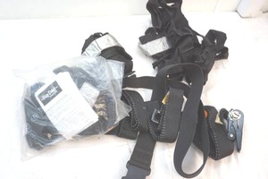 lot 188 image: Big Dog brand tree stand harnesses