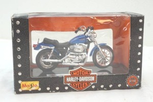 lot 190 image: Miasto 118 Harley Davidson Sportster 1200