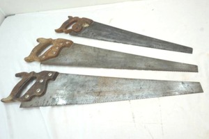 lot 231 image: vintage hand saws