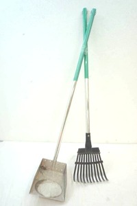 lot 233 image: pooper scooper set