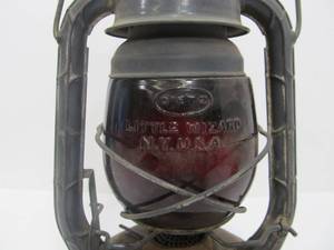 lot 59 image: Vintage DIETZ Little Wizard Lantern wRuby Red Glass Globe