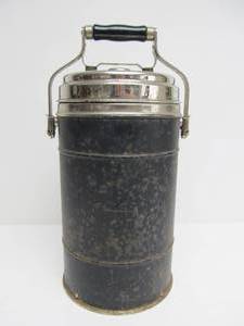 lot 97 image: Old Vintage Glass Lined ICY HOT Portable Thermos Type Cooler