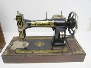 lot 295 image: Antique WHITE ROTARY Sewing Machine wCase