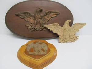 lot 195 image: Carved Wood Vintage Wood Items wEagles