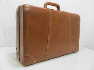 lot 206 image: Nice Mid Century SPORTSTER Leather Suitcase
