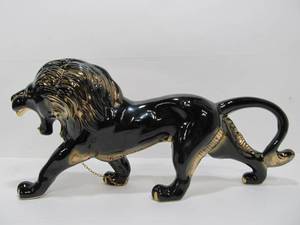 lot 238 image: Mid Century Ceramic Lion