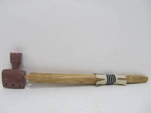lot 241 image: Hand Carved Native American Pipestone Pipe