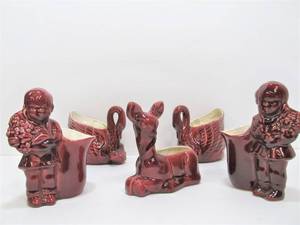 lot 290 image: Lot of Vintage RED WING Art Pottery Planters