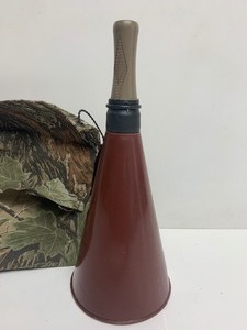 lot 321 image: Large Vintage Moose Call wBag