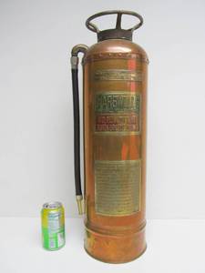 lot 329 image: Excellent Old Vintage Marshall Wells Copper Fire Extinguisher