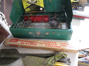 Coleman Cooks Stove, Table