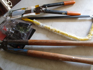 Fiskars, B&D Tools
