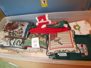 Christmas Linens & Tote