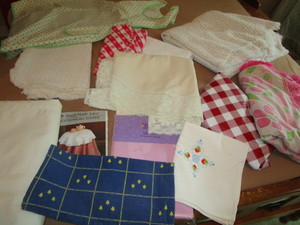 Table Linens, Vintage Apron