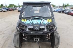 2017 CAN-AM COMMANDER