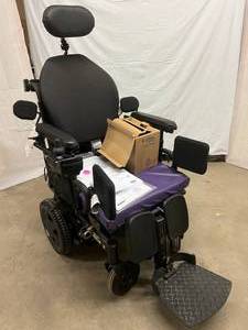 WOWOW MSRP $32,000 INVACARE STORM TORQUE 3 POWER WHEELCHAIR WELEVATION (UPDOWN), TILT, POWER FOOT &amp ATTENDANT CARE ASSIST - LIKE NEW CONDITION WCHARGER &amp ALL MANUALS LOW RESERVE OF $1500