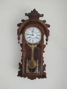 Vintage 31 Day wall-clock